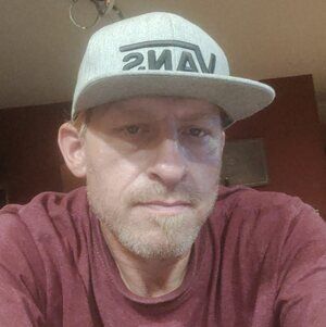 Meet your Posher, Dustin